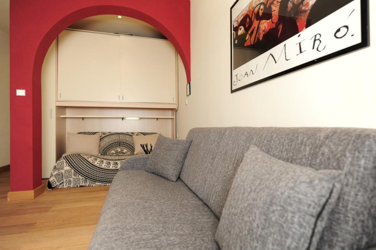 Mini Suite Miro Five Stars Holiday House Ницца Экстерьер фото