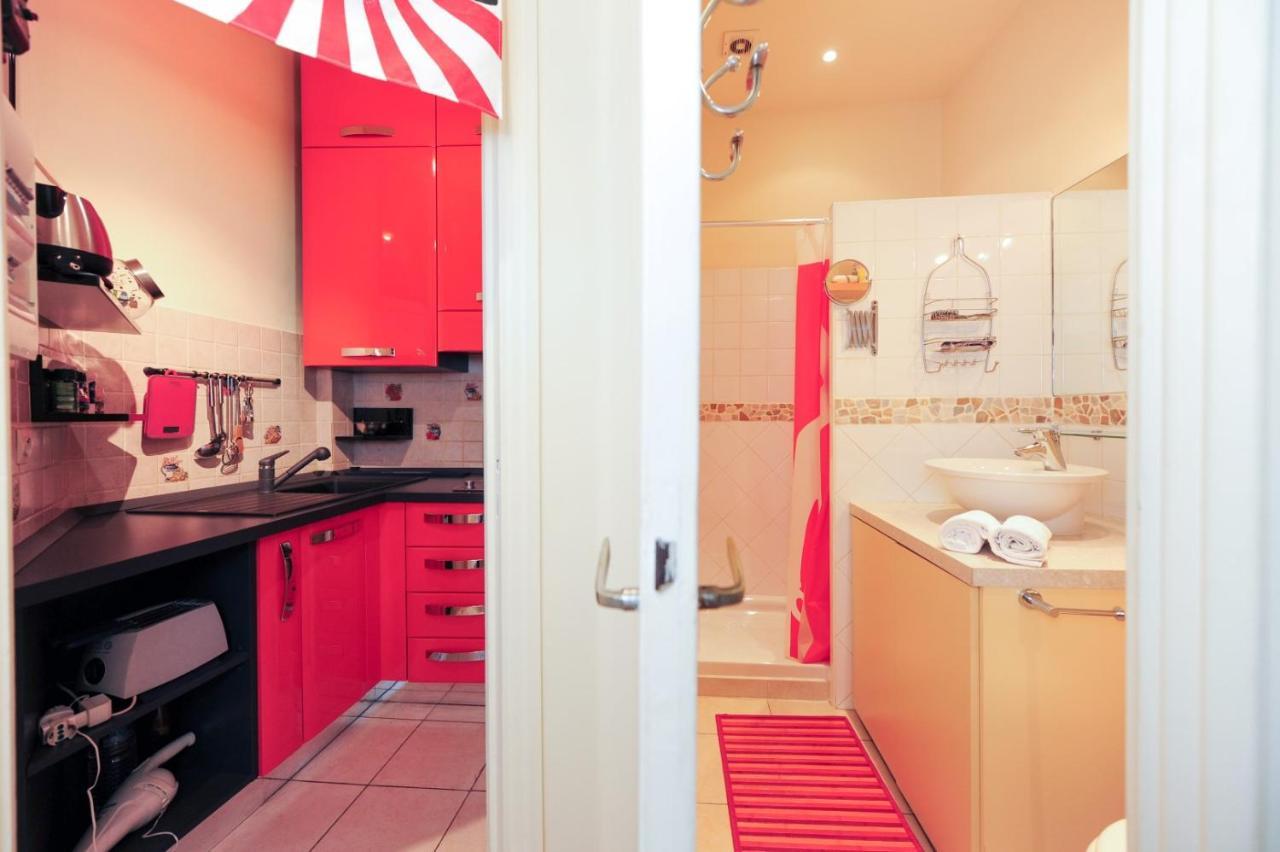 Mini Suite Miro Five Stars Holiday House Ницца Экстерьер фото